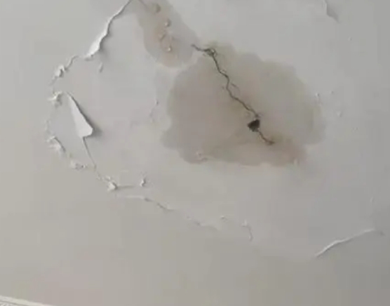 即墨阳台漏水维修公司分享下屋面防水工程质量问题原因分析
